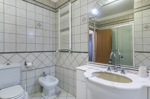 Foto 32 - Apartamento de 2 quartos em Casale Marittimo com jardim e terraço