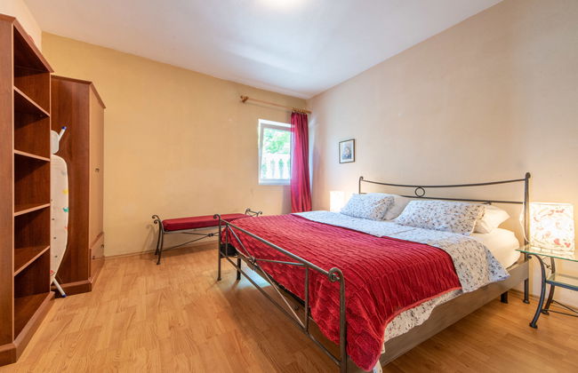 Apartamento de 2 quartos em Kraljevica com piscina e jardim - Foto 11