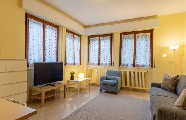 Appartamento con 1 camera da letto a Milano con giardino - Foto 1