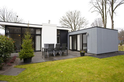 Photo 1 - Maison de 2 chambres à Arnhem avec piscine et jardin