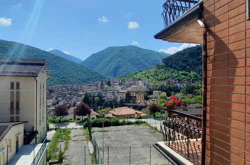 Foto 9 - Apartamento de 3 quartos em Scanno com vista para a montanha