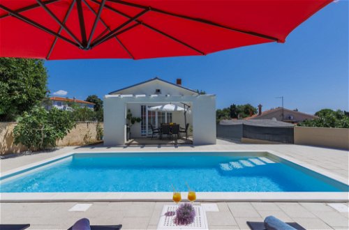 Foto 9 - Casa de 2 habitaciones en Marčana con piscina privada y vistas al mar