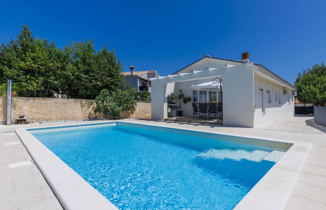 Casa de 3 quartos em Marčana com piscina privada e jardim - Foto 8