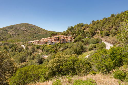 Foto 22 - Apartamento de 1 habitación en Roquebrune-sur-Argens con piscina y vistas al mar