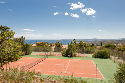 Photo 21 - Appartement de 1 chambre à Roquebrune-sur-Argens avec piscine