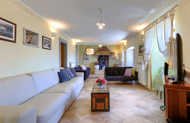 Casa de 5 quartos em Raša com piscina privada e jardim - Foto 11
