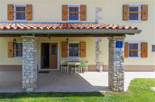 Foto 16 - Casa de 4 habitaciones en Raša con piscina privada y vistas al mar