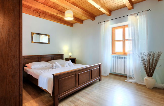 Casa de 5 quartos em Raša com piscina privada e jardim - Foto 30