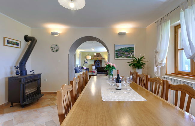 Casa de 5 quartos em Raša com piscina privada e jardim - Foto 15