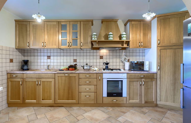 Casa de 5 quartos em Raša com piscina privada e jardim - Foto 14