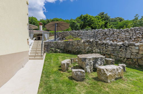 Foto 21 - Casa de 4 quartos em Raša com piscina privada e jardim