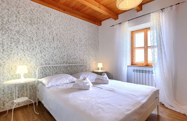 Casa de 5 quartos em Raša com piscina privada e jardim - Foto 27