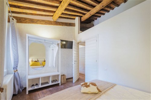 Foto 24 - Appartamento con 2 camere da letto a Camaiore con vista mare