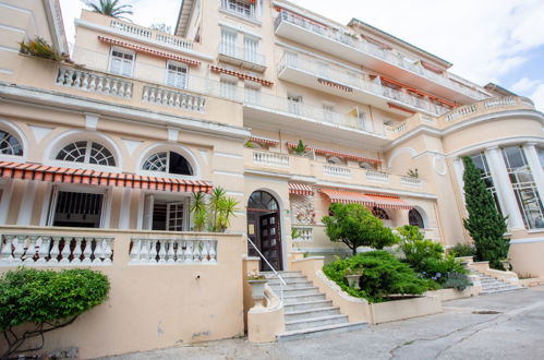 Photo 27 - Appartement de 3 chambres à Hyères avec piscine et vues à la mer