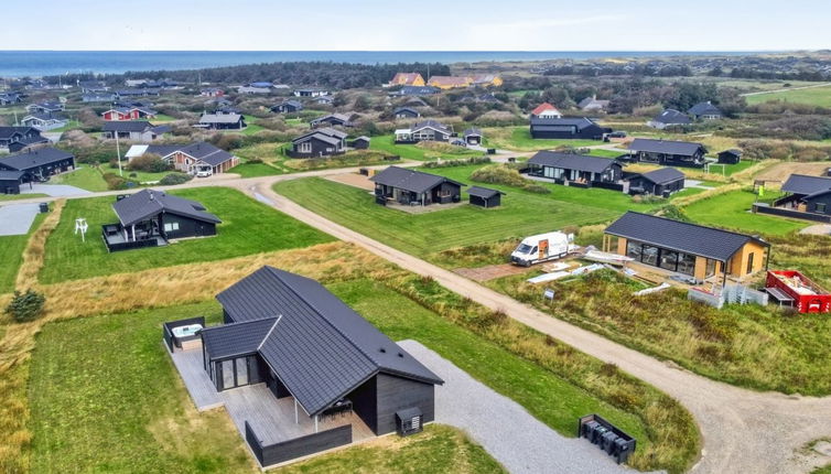 Foto 1 - Casa de 3 quartos em Harrerenden com terraço e banheira de hidromassagem