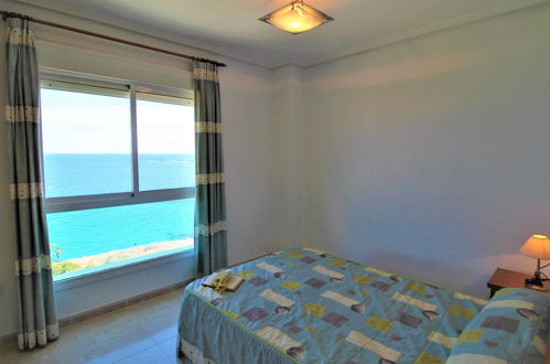 Foto 15 - Appartamento con 3 camere da letto a Villajoyosa con piscina e vista mare