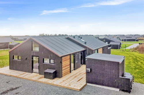 Foto 5 - Casa con 3 camere da letto a Harrerenden con terrazza e vasca idromassaggio