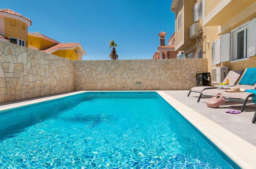 Photo 20 - Maison de 4 chambres à San Bartolomé de Tirajana avec piscine privée et terrasse