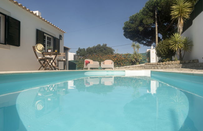 Casa de 4 quartos em Sesimbra com piscina privada e terraço - Foto 1