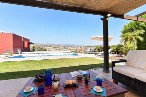 Photo 26 - Maison de 3 chambres à San Bartolomé de Tirajana avec piscine privée et jardin