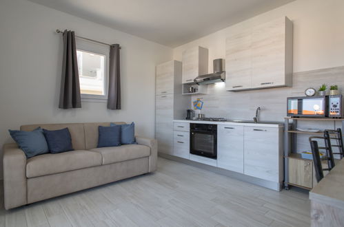 Foto 8 - Appartamento con 2 camere da letto a Valledoria con piscina e vista mare