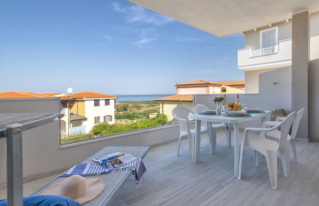 Apartamento de 3 quartos em Valledoria com piscina e terraço - Foto 2