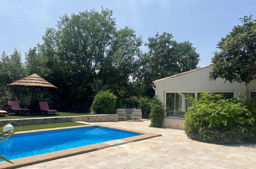 Foto 50 - Casa con 3 camere da letto a Bagnols-en-Forêt con piscina privata e giardino