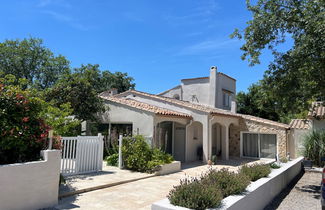 Photo 2 - Maison de 3 chambres à Bagnols-en-Forêt avec piscine privée et jardin