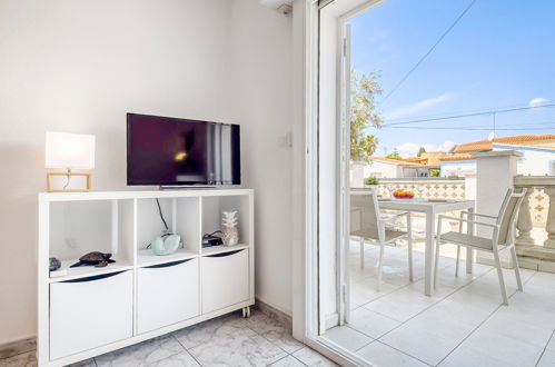 Foto 7 - Apartamento de 2 habitaciones en Castelló d'Empúries con terraza y vistas al mar