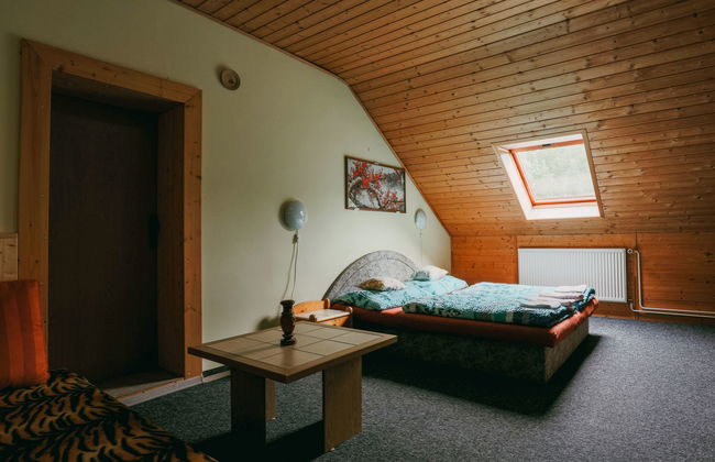 Apartamento de 2 quartos em Desná com piscina e jardim - Foto 12