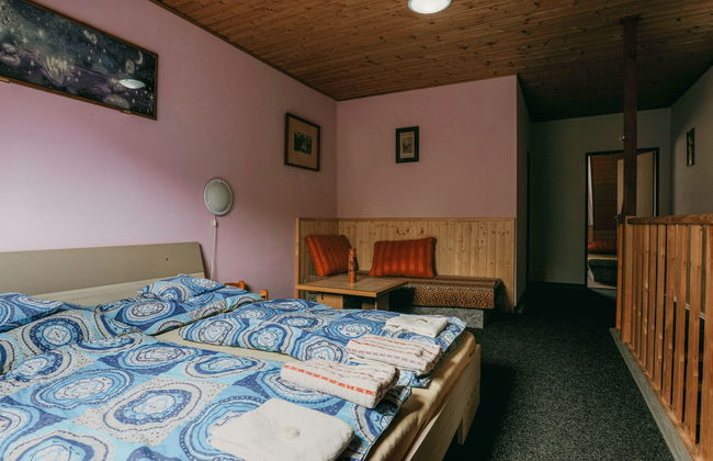 Apartamento de 2 quartos em Desná com piscina e jardim - Foto 7