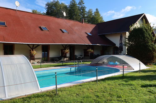 Photo 15 - Appartement de 2 chambres à Desná avec piscine et jardin