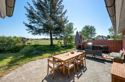 Photo 4 - Maison de 4 chambres à Blåvand avec piscine privée et terrasse