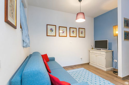 Foto 9 - Apartamento de 1 quarto em Montescudaio com piscina privada e jardim