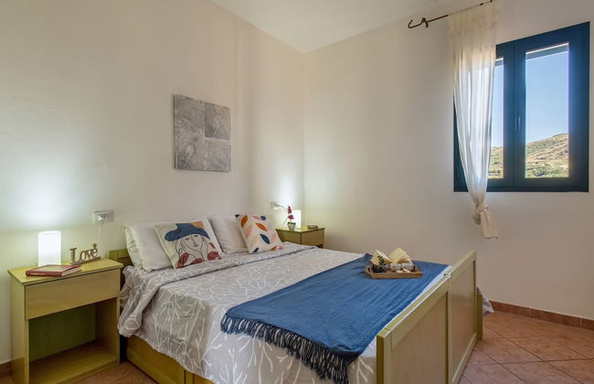 Apartamento de 3 quartos em Trinità d'Agultu e Vignola com piscina e jardim - Foto 9