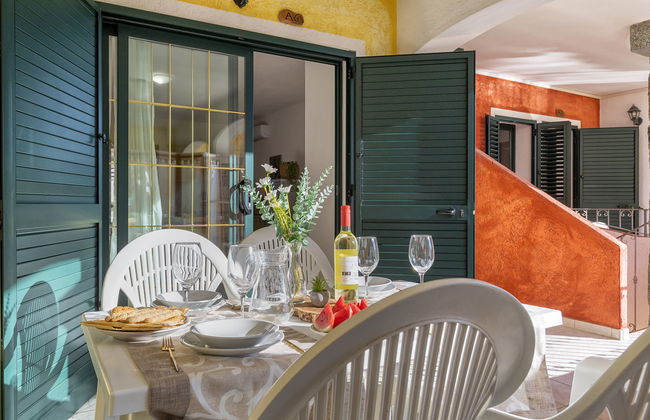 Apartamento de 3 quartos em Trinità d'Agultu e Vignola com piscina e jardim - Foto 20