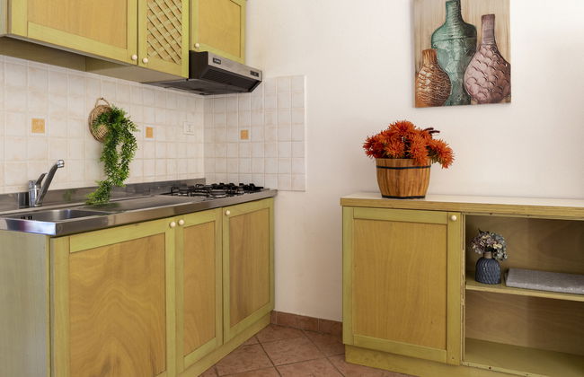 Apartamento de 3 quartos em Trinità d'Agultu e Vignola com piscina e jardim - Foto 7