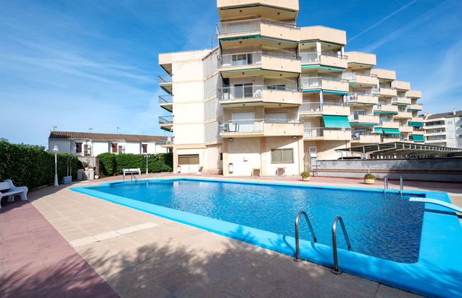 Apartamento de 3 quartos em Cunit com piscina e jardim - Foto 7