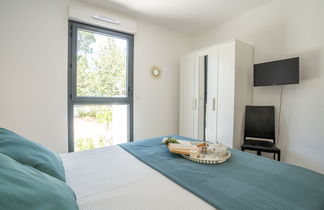 Foto 3 - Appartamento con 2 camere da letto a Fréjus con piscina e giardino