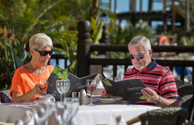 Sunset Beach Club - Photo 11