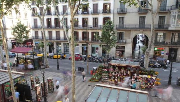 AinB Las Ramblas-Guardia Apartments - Foto 2