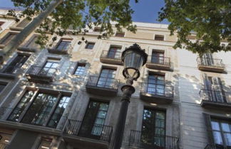 Photo 1 - AinB Las Ramblas-Guardia Apartments