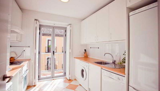 Apartment in the Centre - Photo 3