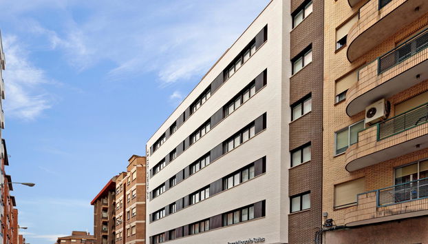 Sercotel Logroño Suites - Photo 2