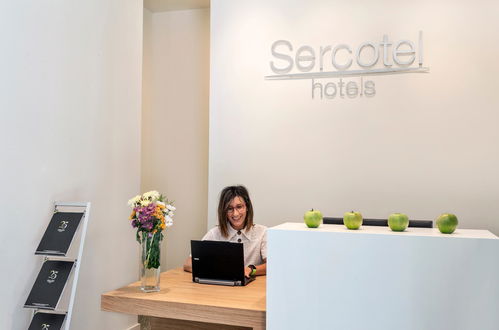 Photo 2 - Sercotel Logroño Suites