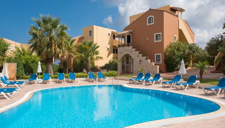 Photo 1 - Dia Apts