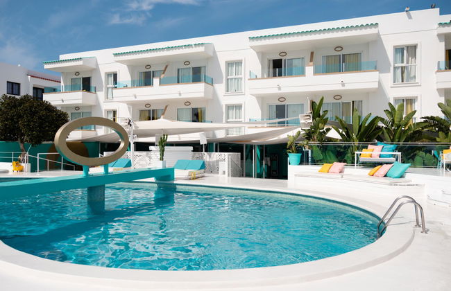 AMA Ibiza Beachfront Suites - Foto 2