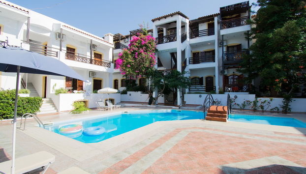 Rena Apartments - Photo 2