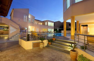 Photo 3 - Elma's Dream Apartments