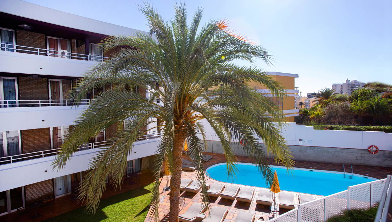 Apartamentos Jacarandas - Photo 1